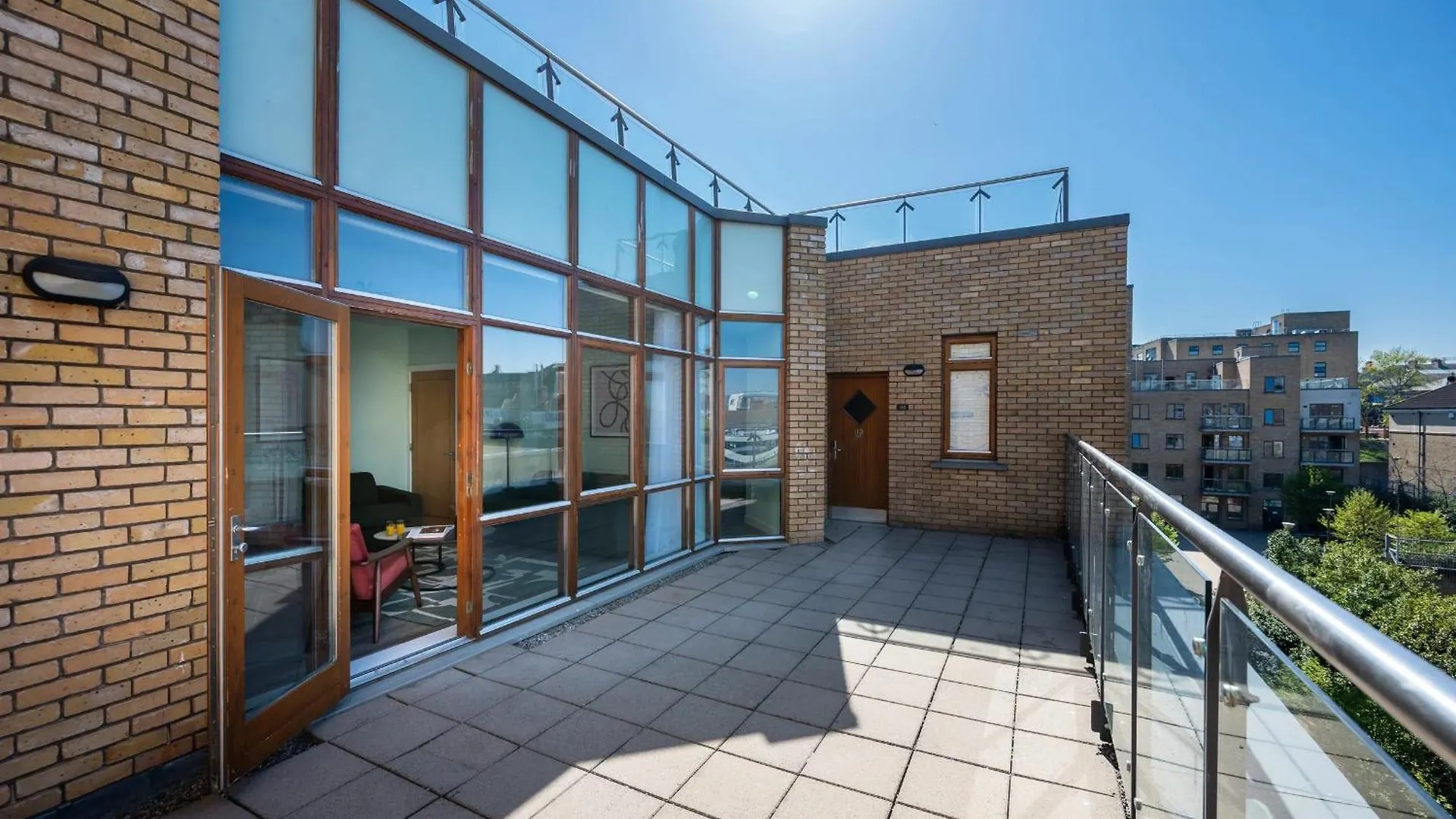 ***  Staycity Aparthotels Dublin Augustine Ireland