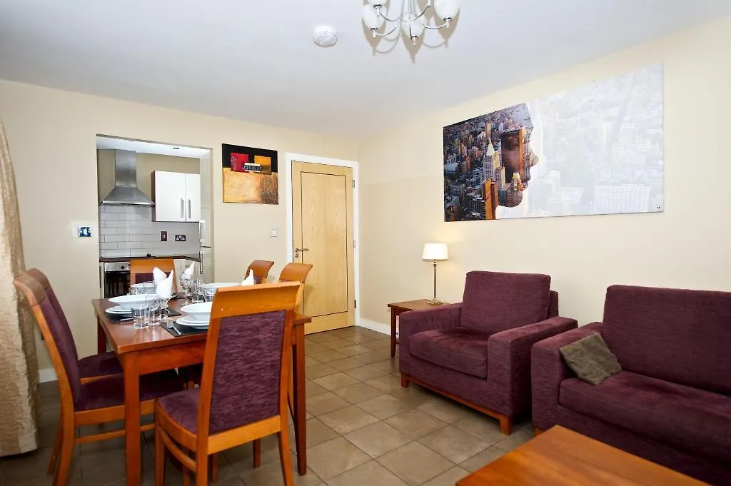 Staycity Aparthotels Saint Augustine Street Dublin 3*,